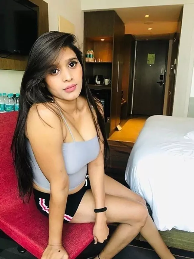 कॉल गर्ल्स सर्विस चंदूरबाजार